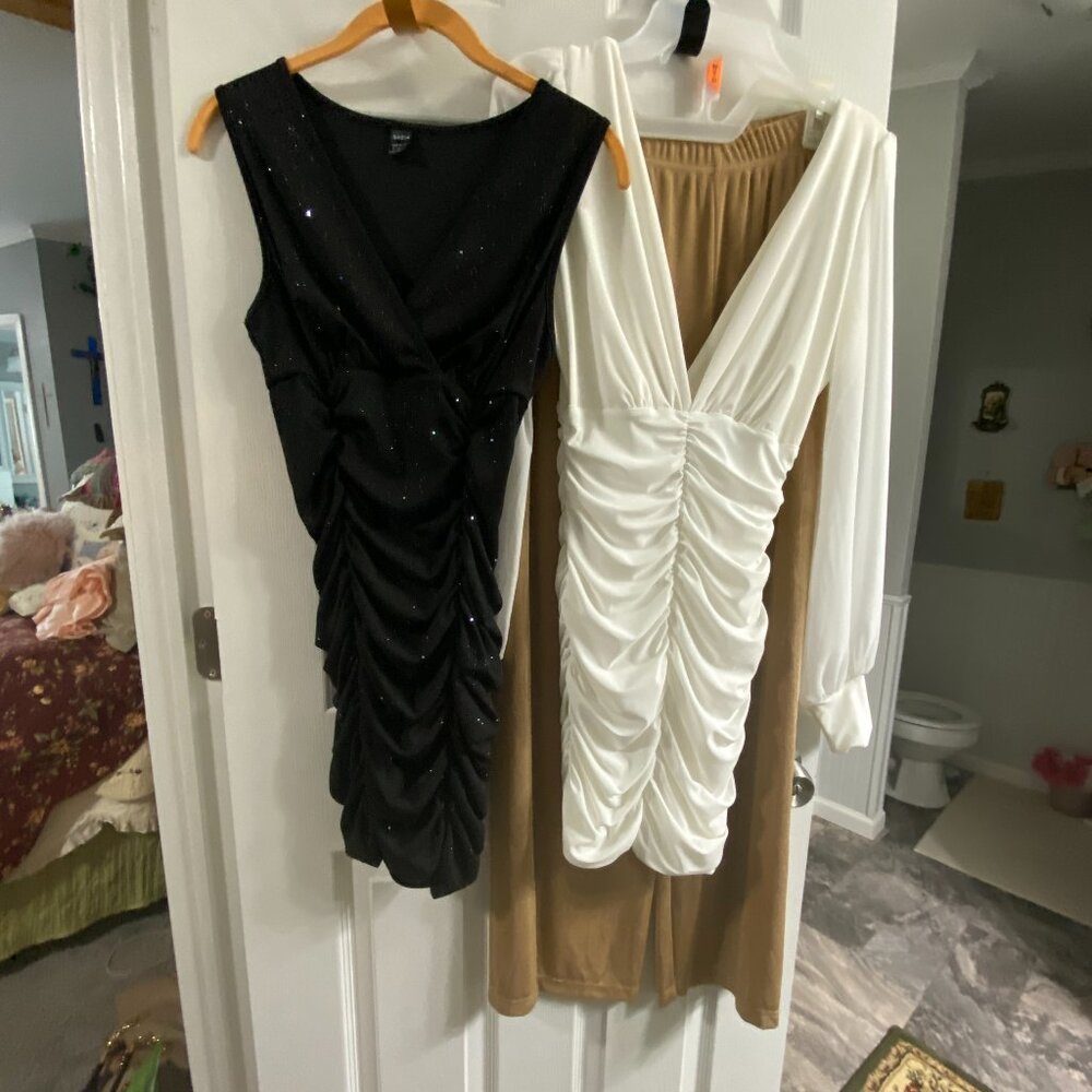 Lk New ~2 Bodycon Mini Dresses~Sm-1Blk~1Wht - Picture 3 of 16